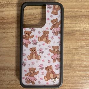 Wildflower cases iPhone 13 Pro Beary Cute Ballet